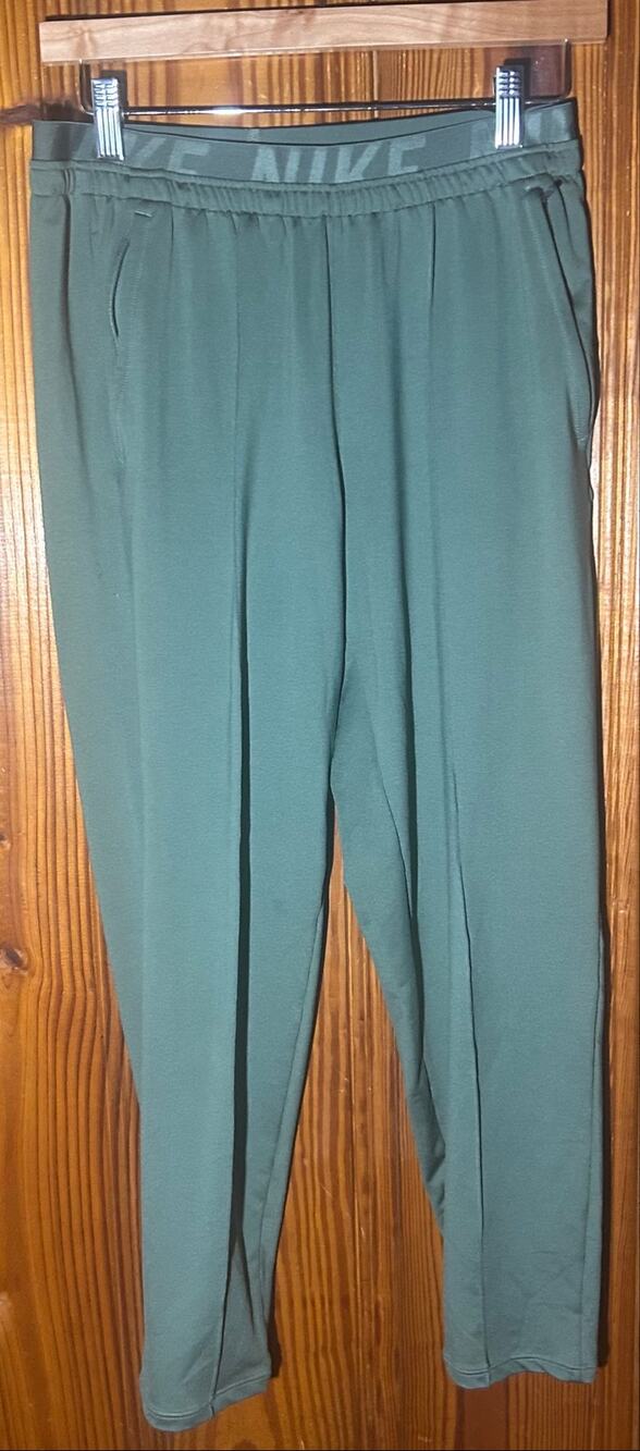 Nike Women’s Dri Fit Tapered ankle pants olive green Athleisure gym size medium